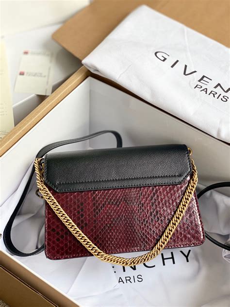 givenchy jogginganzug fake|Givenchy counterfeit bags.